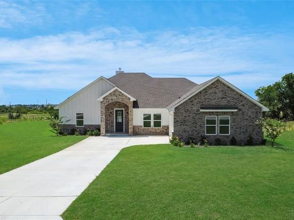 1020 Don Eve Court , Azle, TX 76020