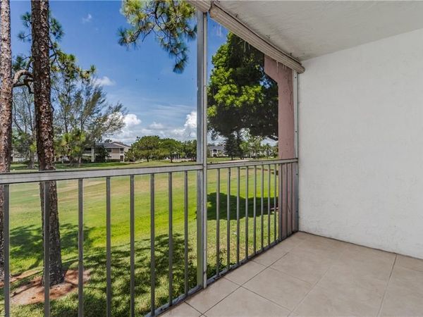 180 Turtle Lake CT, Unit 210, NAPLES, FL 34105