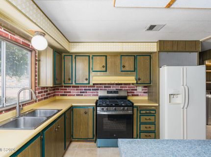 6197 Leon Drive, Sun Valley, NV 89433 Photo
