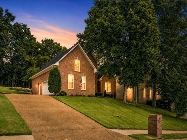 112 Spy Glass Way , Hendersonville, TN 37075