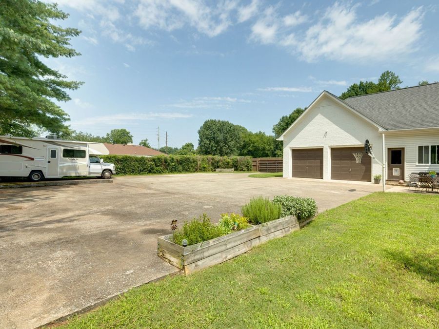 Property Image 79