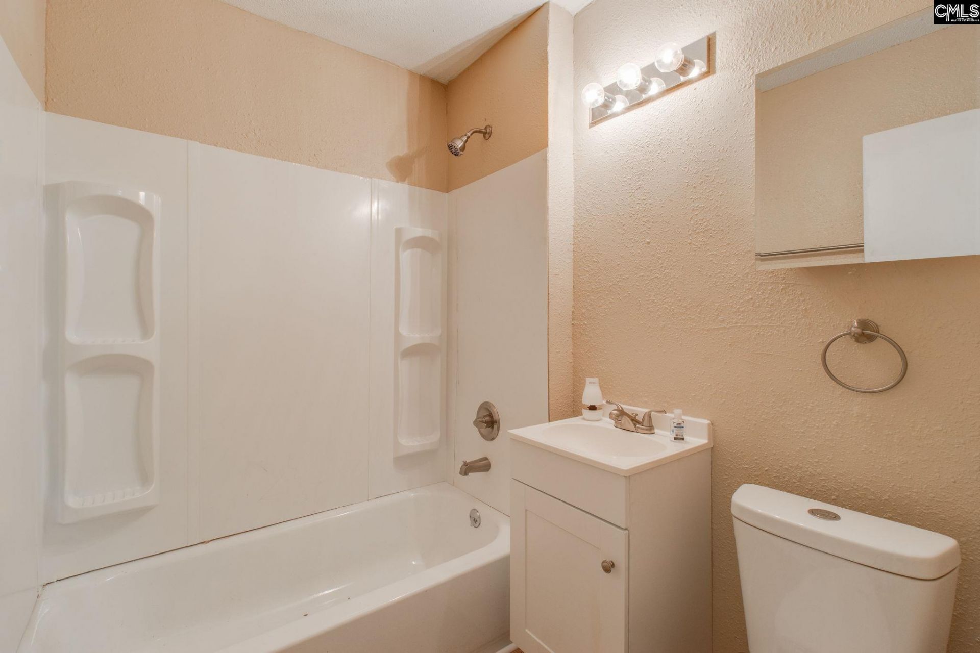 320 S Beltline Boulevard  Photo 16