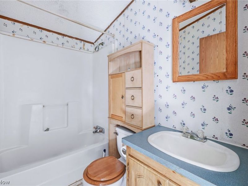 31991 Haessly Road, Hanoverton, OH 44423 Photo 2