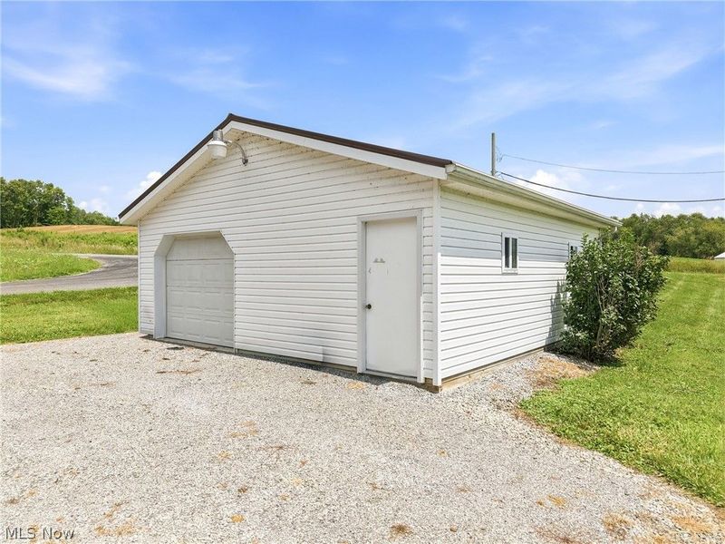 31991 Haessly Road, Hanoverton, OH 44423 Photo 38
