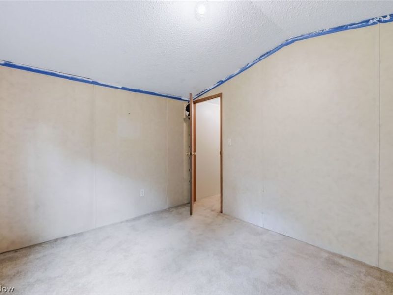 31991 Haessly Road, Hanoverton, OH 44423 Photo 6