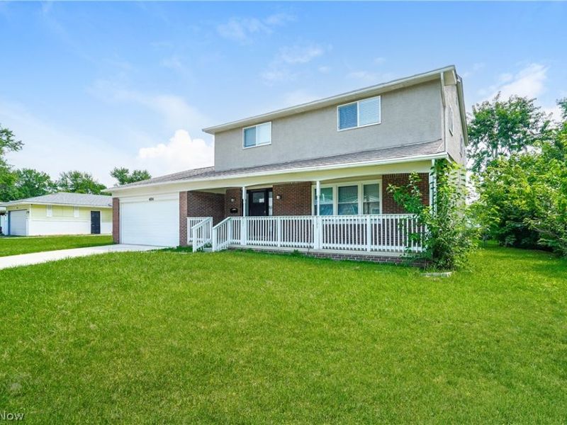 4814 Heatherton Drive, Columbus, OH 43229 Photo 2