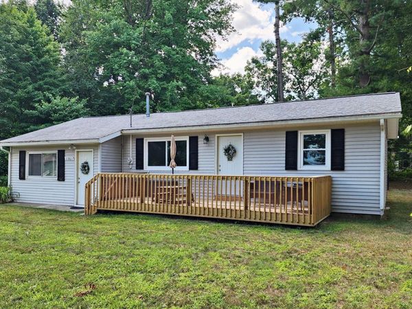 10865 Third Street Street, Canadian Lakes, MI 49346