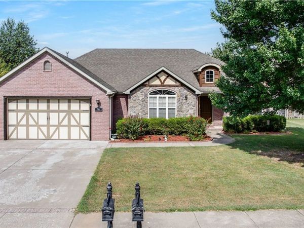 741 Sienna Drive , Centerton, AR 72719