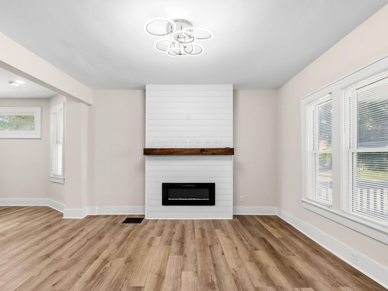 192 S Harris Avenue , Columbus, OH 43204 Photo 5