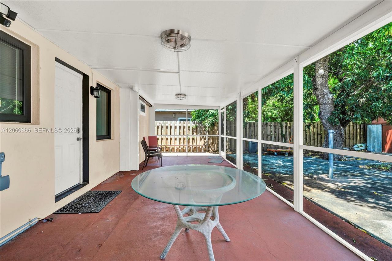 135 NW 121st St, North Miami, FL 33168 Photo
