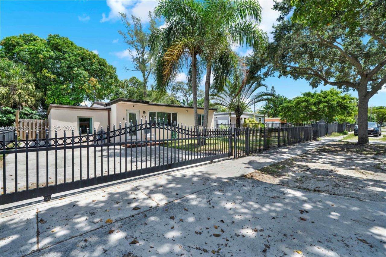135 NW 121st St, North Miami, FL 33168 Photo