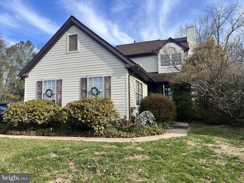 154 REGENTS ROAD , COLLEGEVILLE, PA 19426