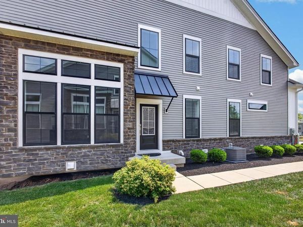 9 UMBRELL DRIVE, NORRISTOWN, PA 19403