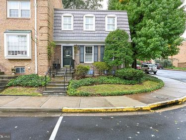 7377 MONTCALM DRIVE, MCLEAN, VA 22102