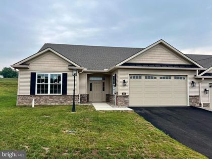 405 LEDGE ROCK DRIVE York, PA 17402