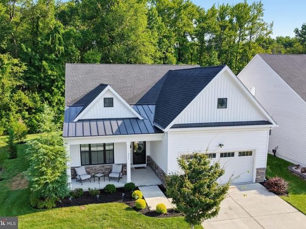 511 DAVIS FALLS DRIVE, NEWARK, DE 19702