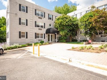 2026 N VERMONT STREET, Unit 301, ARLINGTON, VA 22207