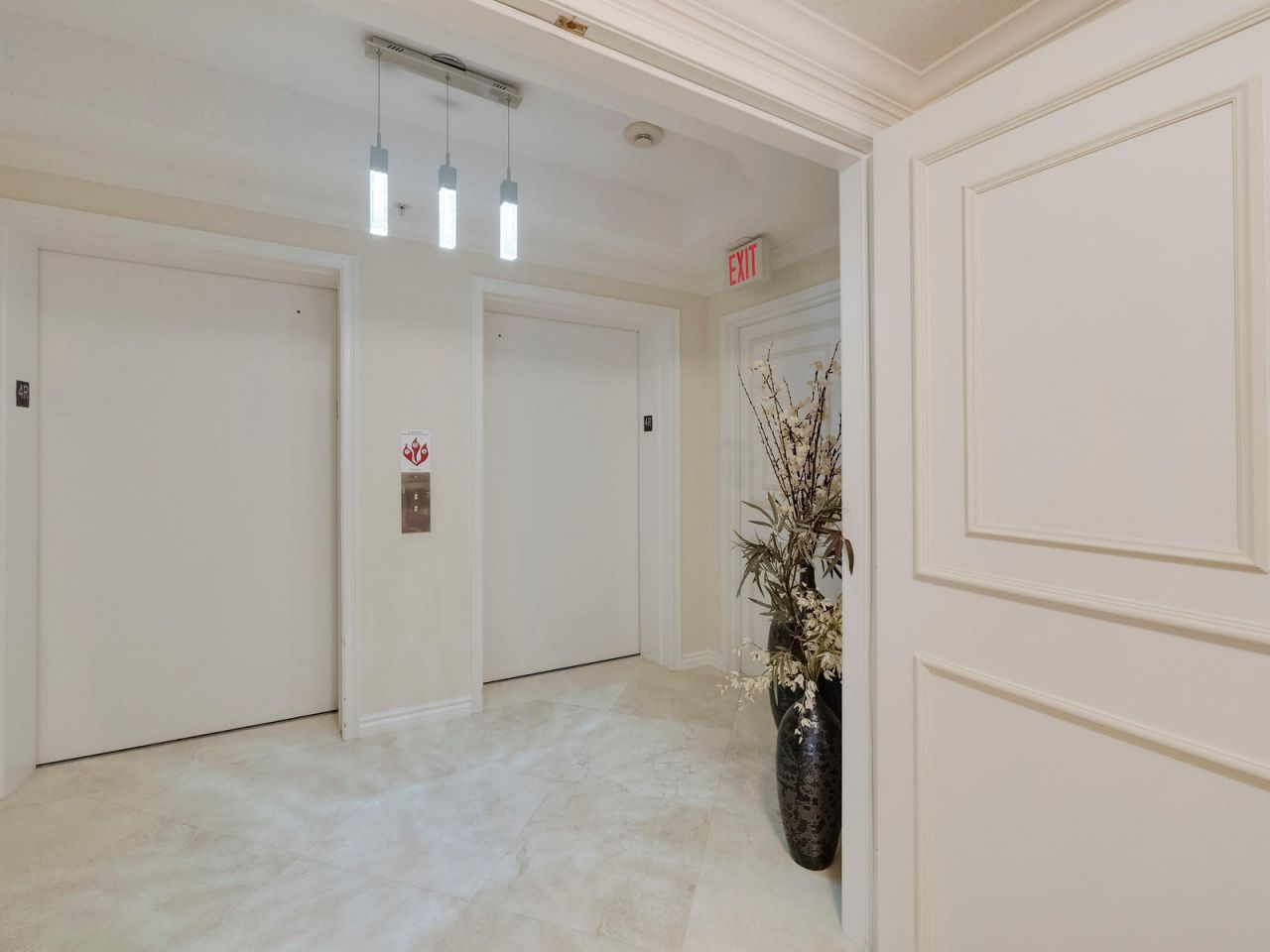 700 Ocean Royale, Unit 401, Juno Beach, FL 33408 Photo