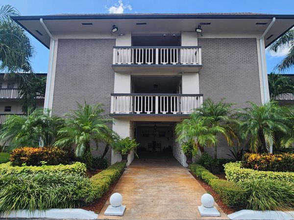 4900 WASHINGTON Street, Unit 307, Hollywood, FL 33021