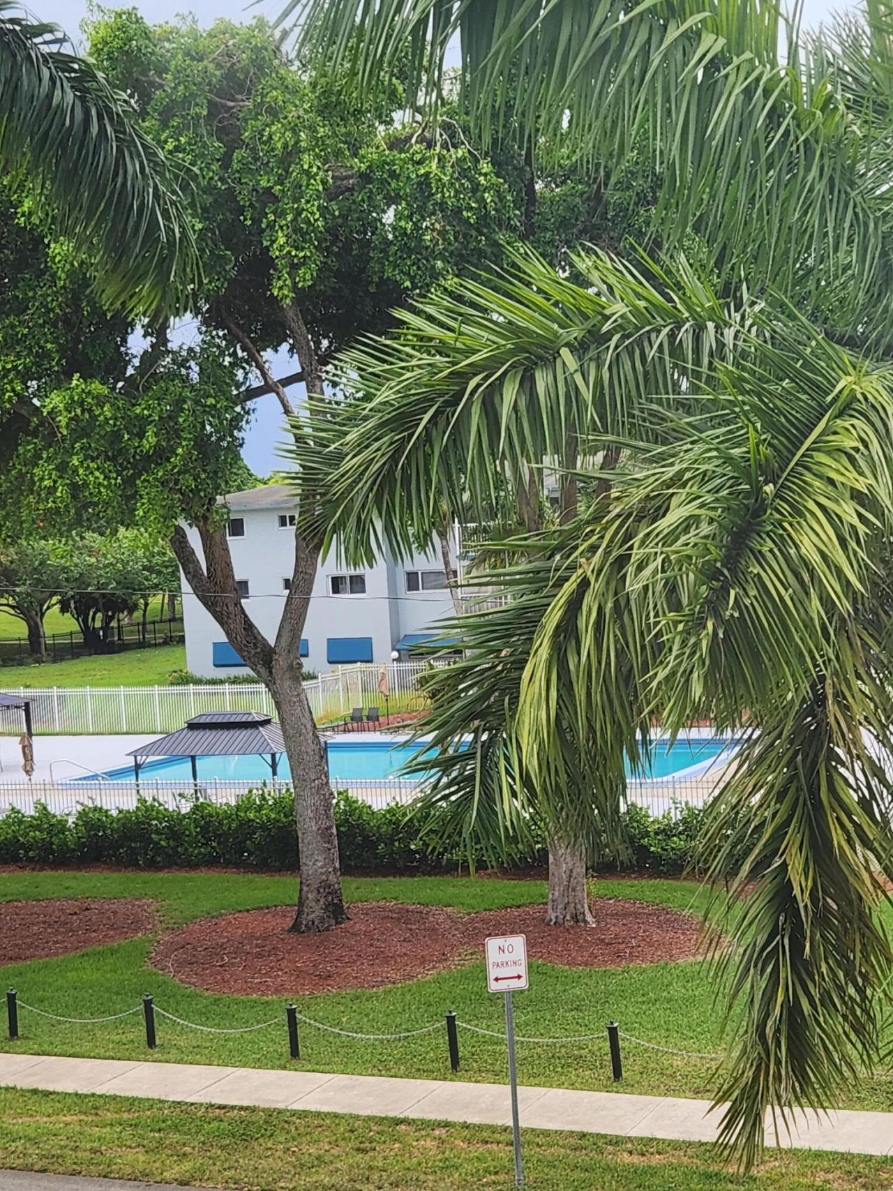4900 Washington Street, Unit 307, Hollywood, FL 33021 Photo