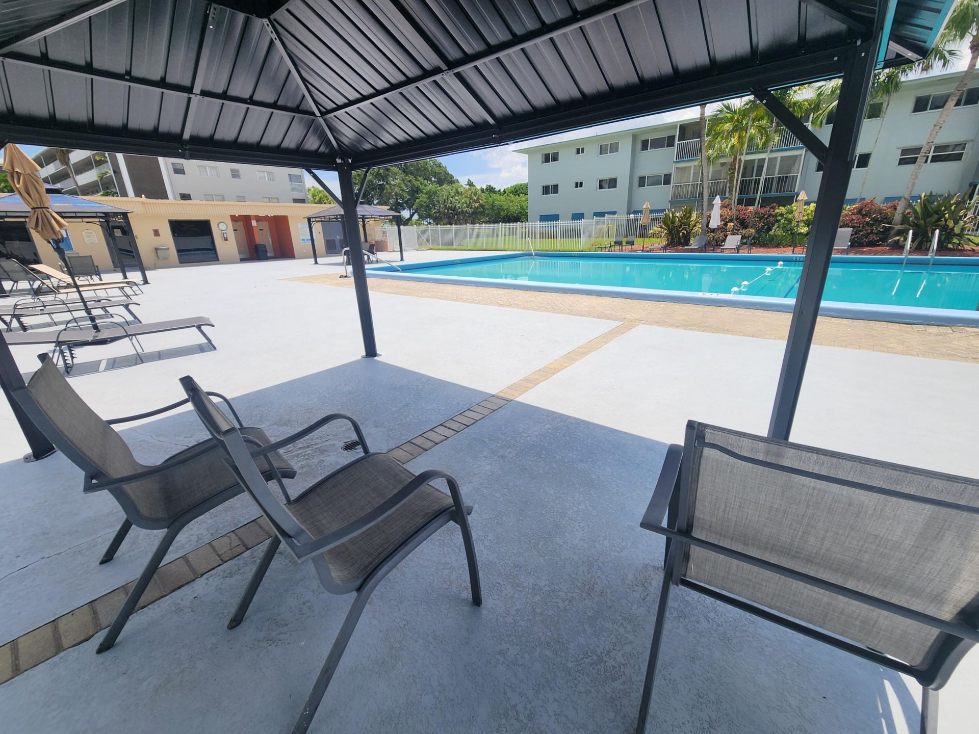 4900 Washington Street, Unit 307, Hollywood, FL 33021 Photo