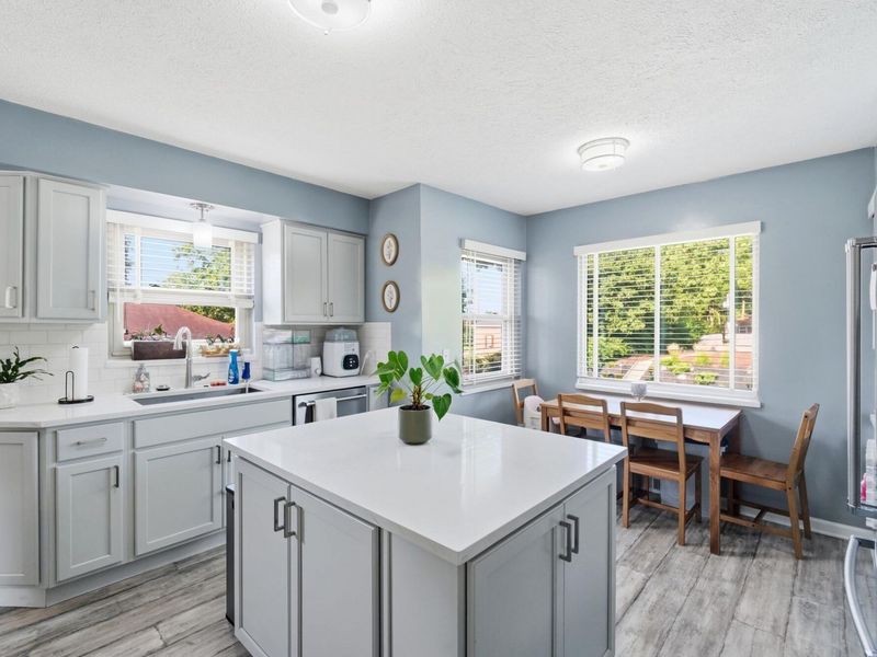 2960 Oakland Avenue, Dayton, OH 45409 Photo 14