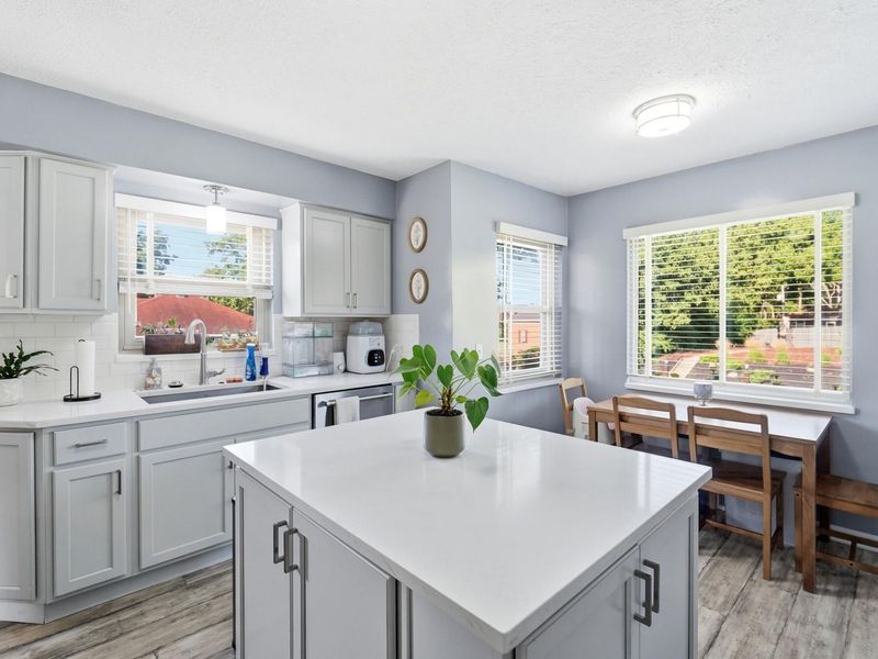 2960 Oakland Avenue, Dayton, OH 45409 Photo 17