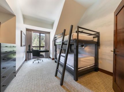 13031 Ritz Carlton Highlands Ct, Unit #672, Truckee, CA 96161 Photo