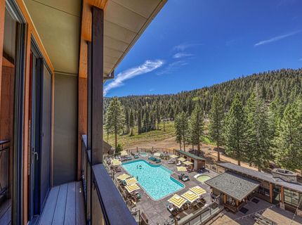 13031 Ritz Carlton Highlands Ct, Unit #672, Truckee, CA 96161 Photo