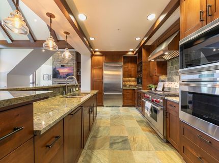 13031 Ritz Carlton Highlands Ct, Unit #672, Truckee, CA 96161 Photo