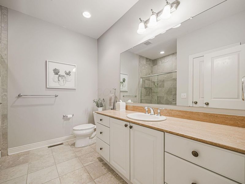 4095 Holkham , New Albany, OH 43054 Photo 42