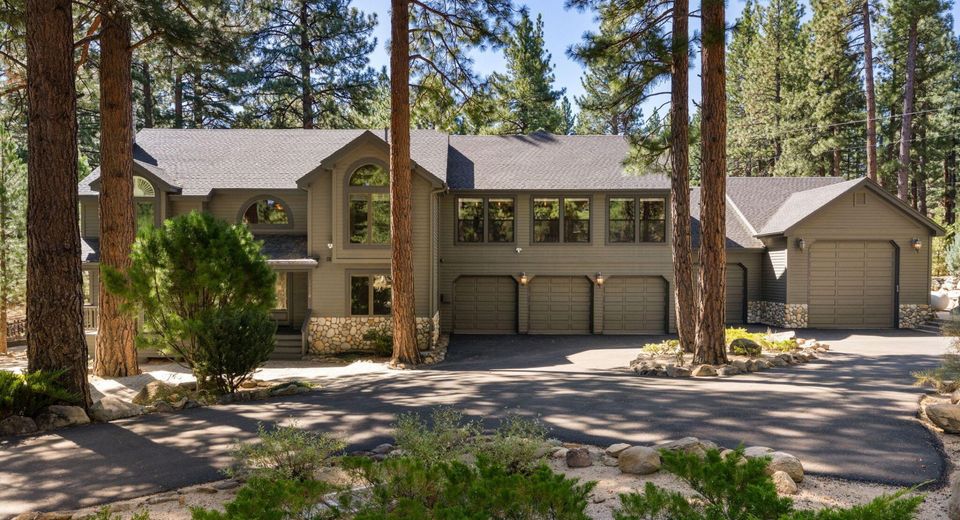 17010 Mountain Bluebird Drive, Reno, NV 89511 Photo