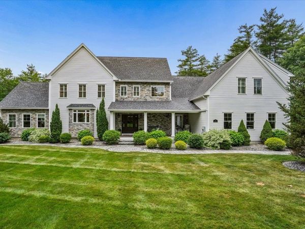 9 Victoria Ridge, Amherst, NH 03031