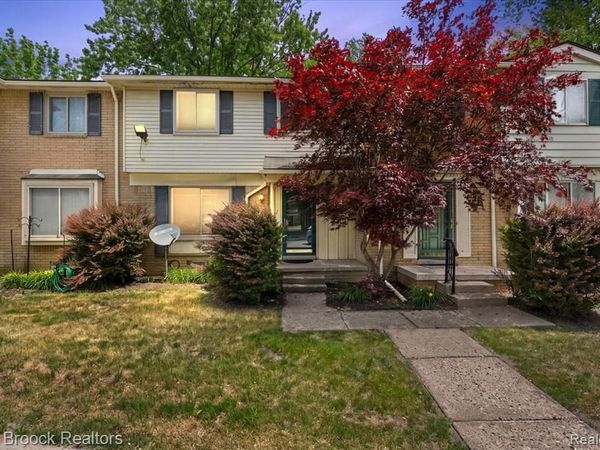23656 Lahser Road, Southfield, Mi 48033