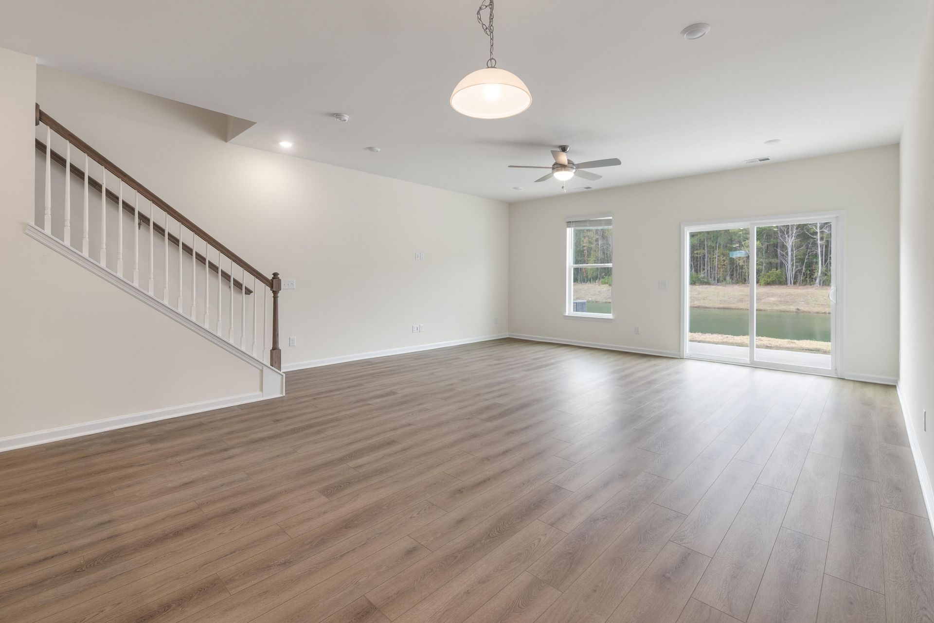 405 Painted Lady Lane Photo 10