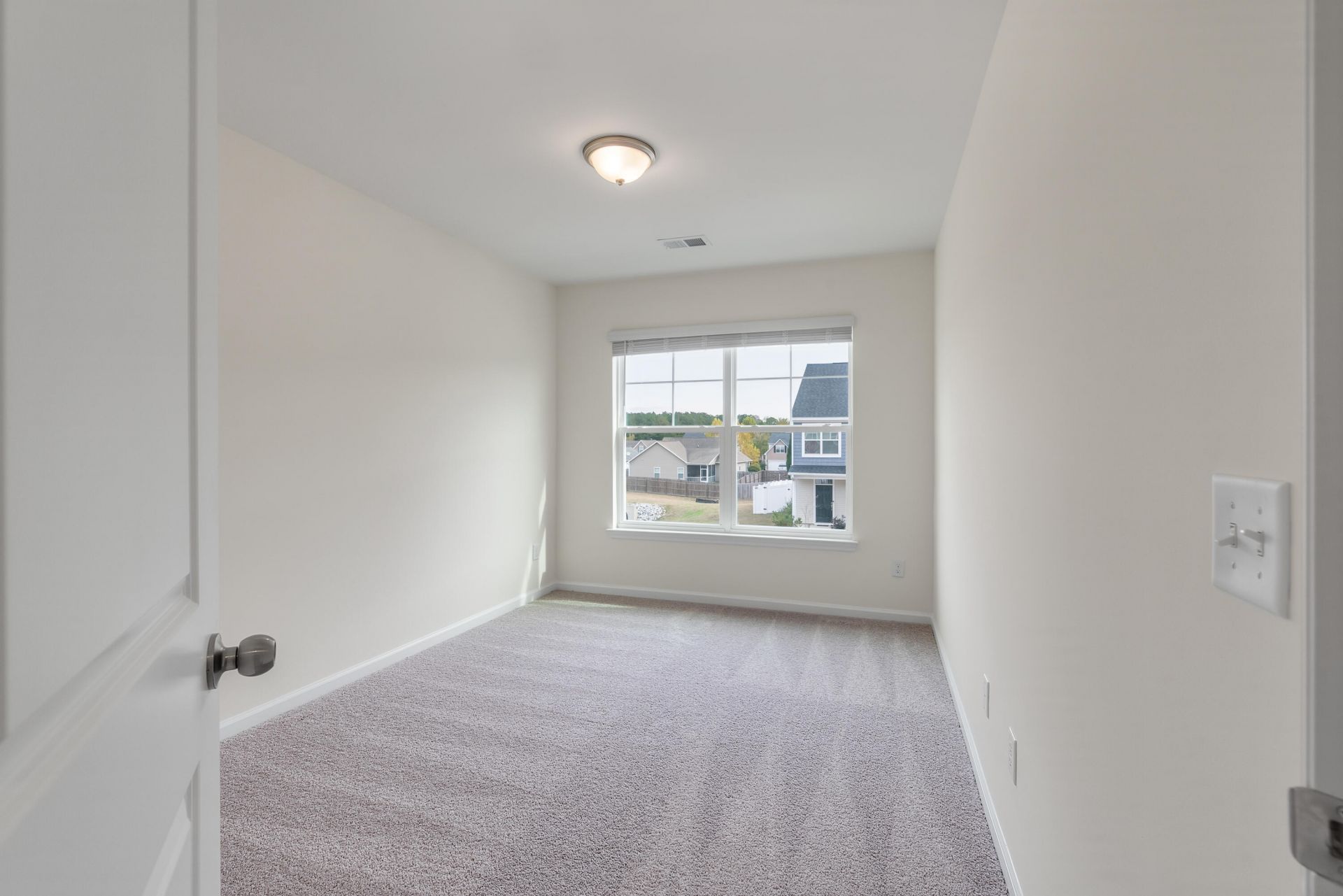 405 Painted Lady Lane Photo 11