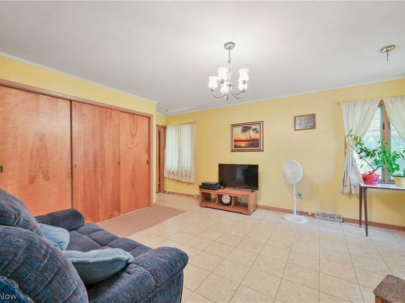 6244 Eavenson Road , Brook Park, OH 44142 Photo 18