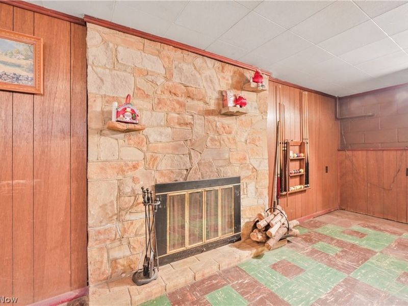 6244 Eavenson Road , Brook Park, OH 44142 Photo 24