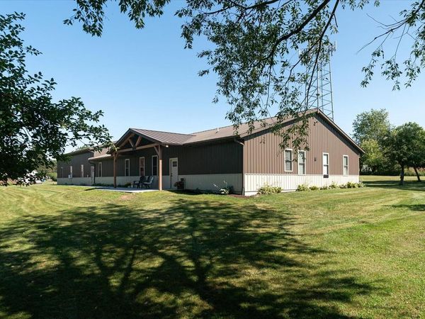 812 County Road NN, Viroqua, WI 54665