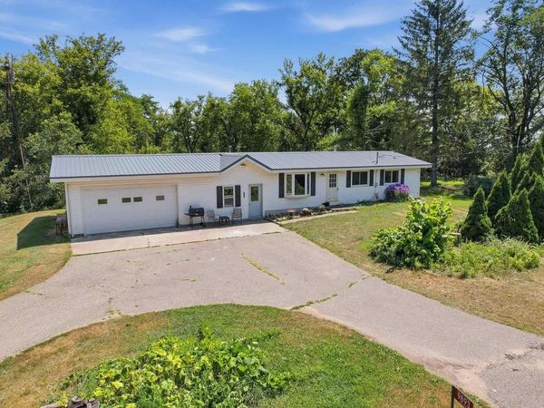 9893 15TH ROAD, Almond, WI 54909