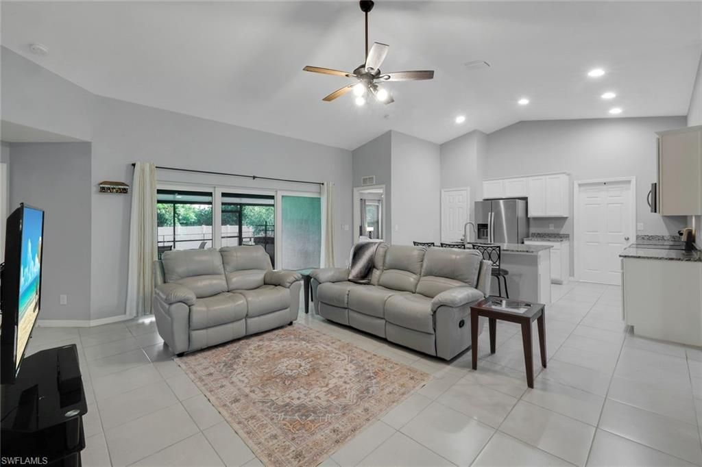 2627 SW 4th Ter , Cape Coral, FL 33991 Photo