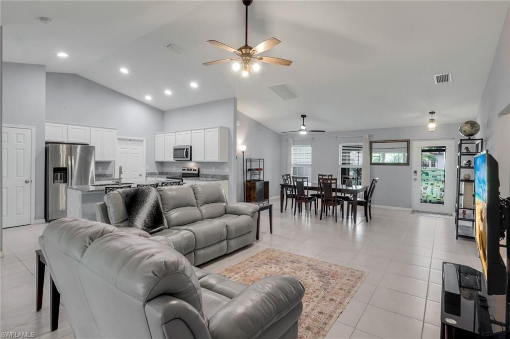 2627 SW 4th Ter , Cape Coral, FL 33991 Photo