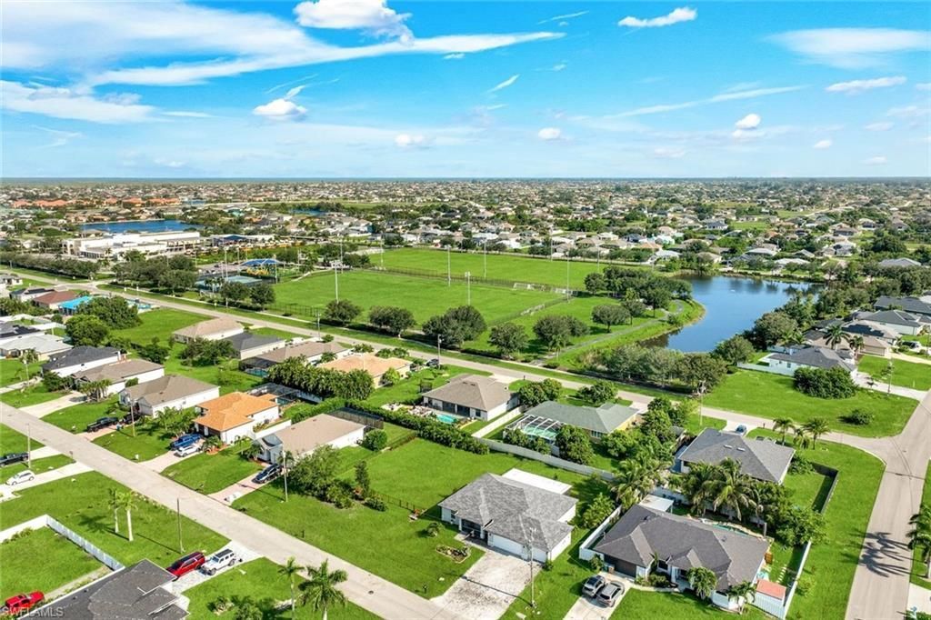 2627 SW 4th Ter , Cape Coral, FL 33991 Photo
