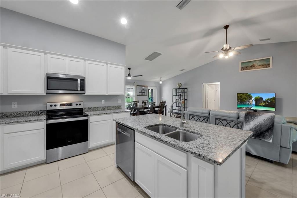 2627 SW 4th Ter , Cape Coral, FL 33991 Photo