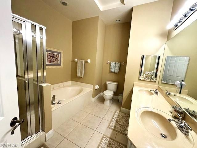2743 1st St , Unit 305, Fort Myers, FL 33916 Photo