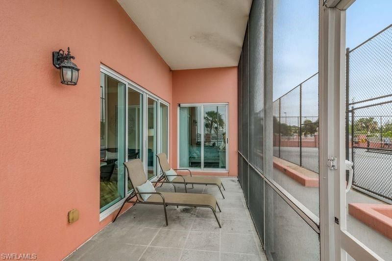 2743 1st St , Unit 305, Fort Myers, FL 33916 Photo
