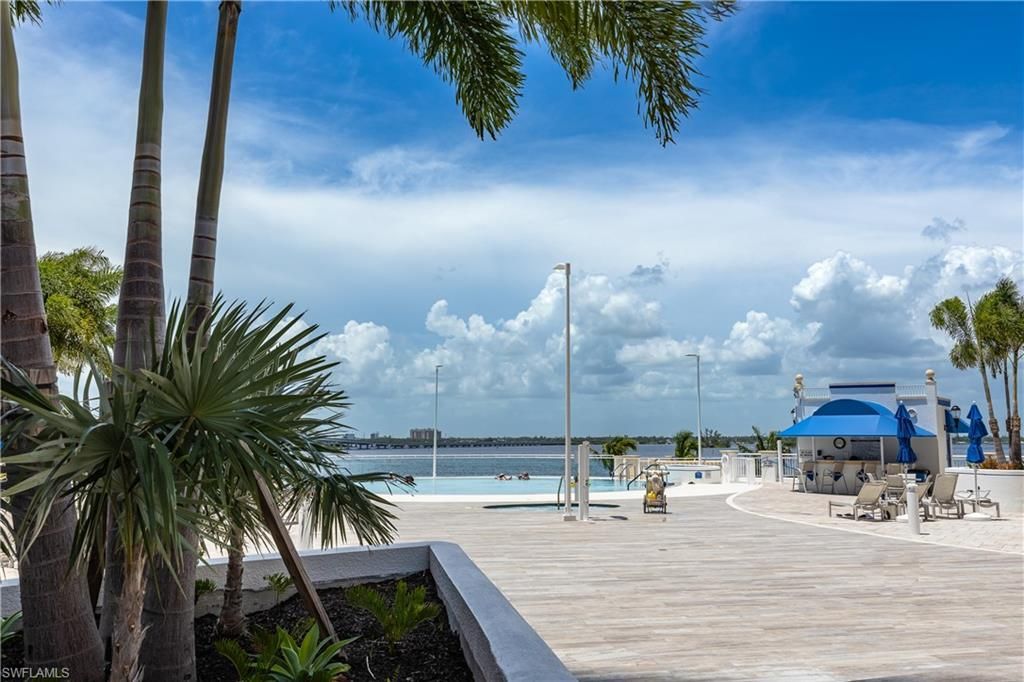 2743 1st St , Unit 305, Fort Myers, FL 33916 Photo