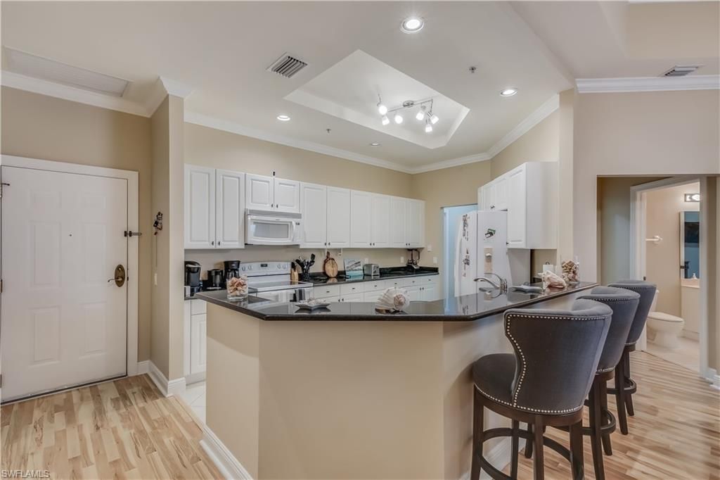 2743 1st St , Unit 305, Fort Myers, FL 33916 Photo