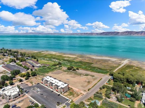 126 S WATERS EDGE LN , Unit 2, Garden City, UT 84028