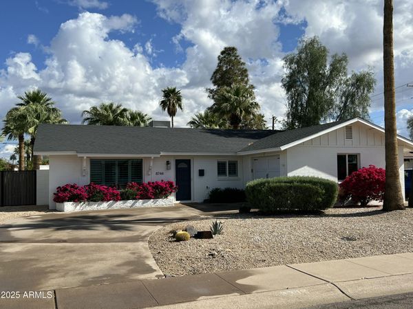 8744 E ROSE Lane, Scottsdale, AZ 85250